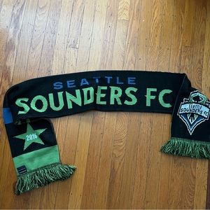 Seattle Sounders FC soccer team scarf rally EUC 2019 MLS Champs